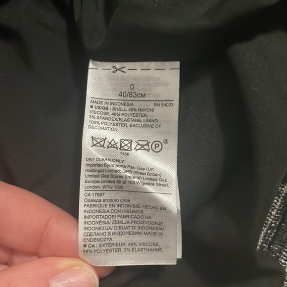 Banana republic skirt. Size: 0 - Picture 4 of 7